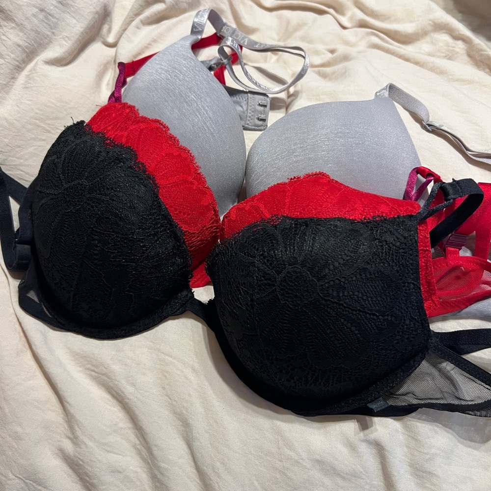 Victoria’s Secret Push Up Bras 32C